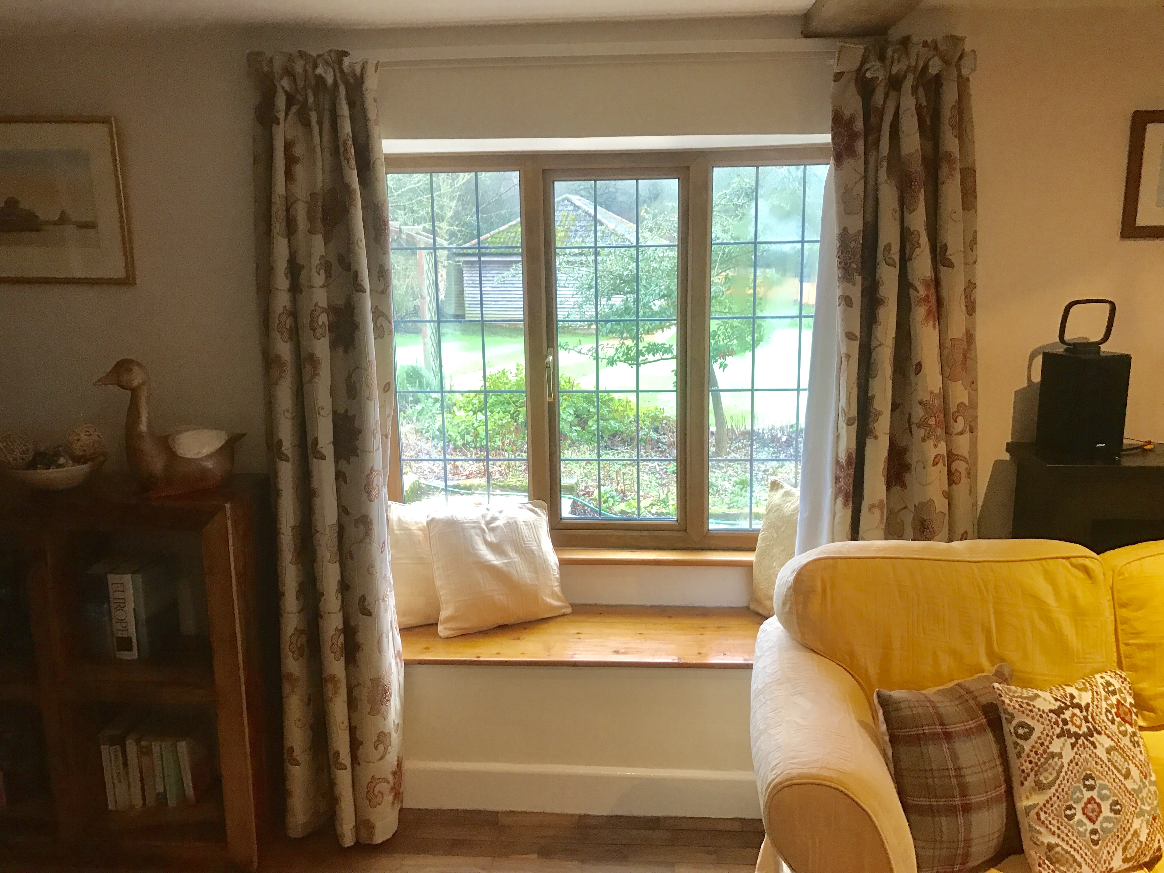 Farm House lounge redecorated Jan 2017.jpg